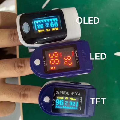 30mA 240BPM অক্সিজেন সেন্সর ফিঙ্গার 99% রক্তের স্যাচুরেশন মনিটর করে